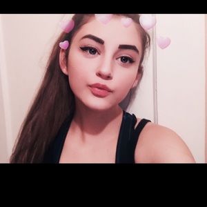 Meet your Posher, Nicole